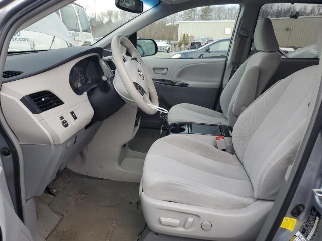 2012 Toyota Sienna LE