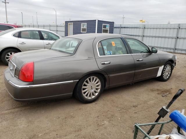 2003 Lincoln Town Car Executive