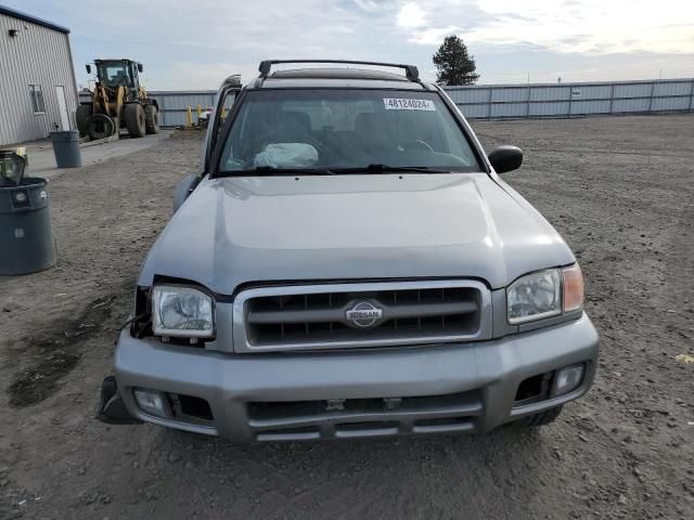 2000 Nissan Pathfinder LE