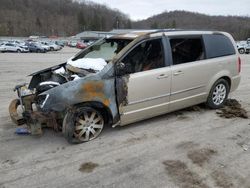 Salvage cars for sale from Copart Ellwood City, PA: 2013 Chrysler Town & Country Touring