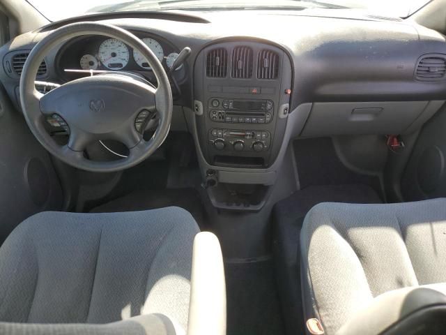 2004 Dodge Grand Caravan SE