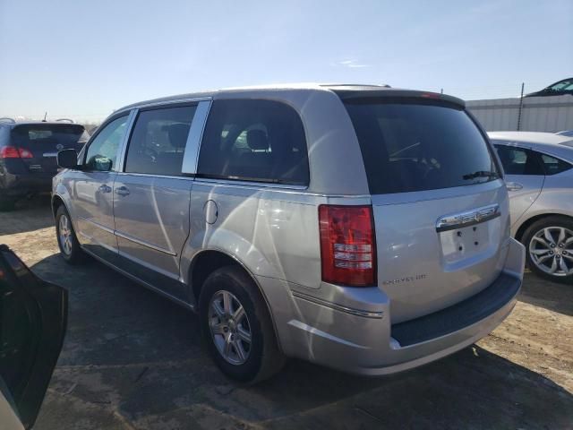 2009 Chrysler Town & Country Touring