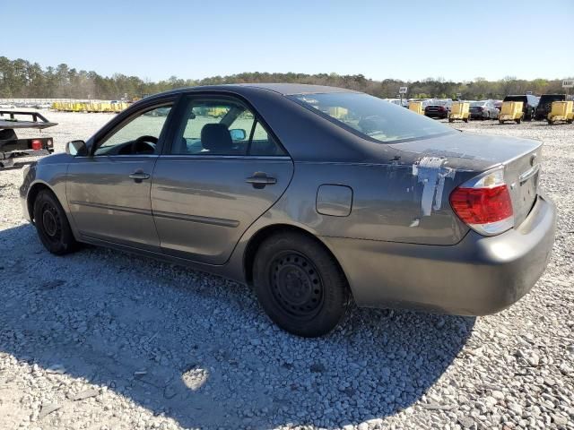 2005 Toyota Camry LE