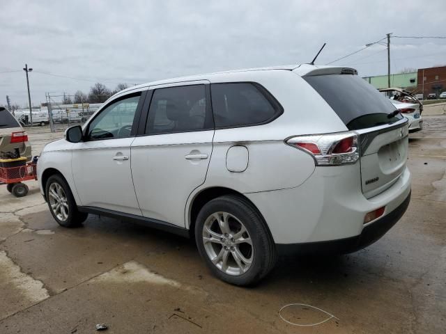 2014 Mitsubishi Outlander SE