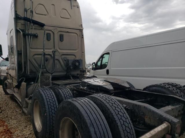 2017 Freightliner Cascadia 125