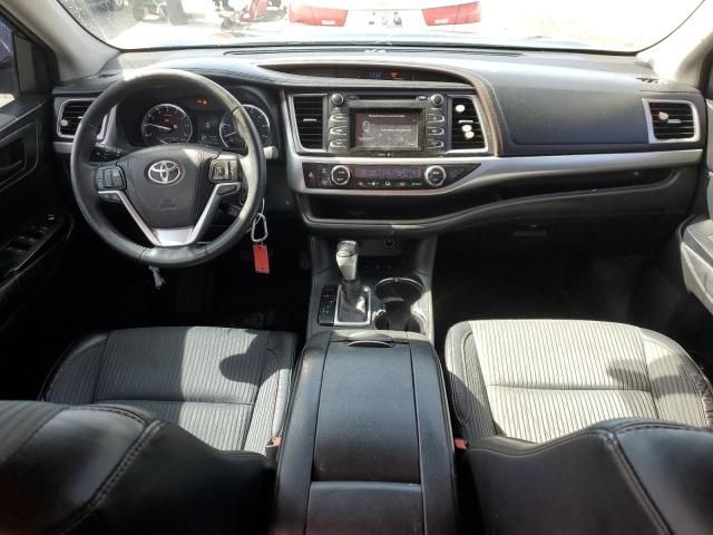 2015 Toyota Highlander LE