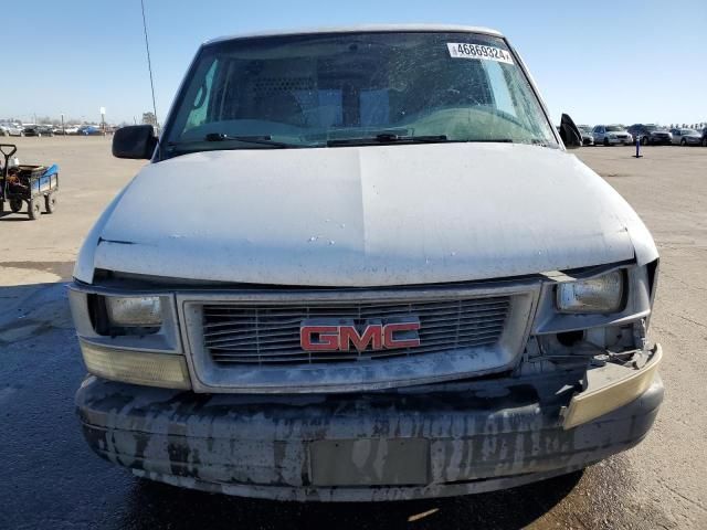 1999 GMC Safari XT