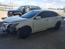 Salvage cars for sale from Copart Dyer, IN: 2015 Nissan Altima 2.5