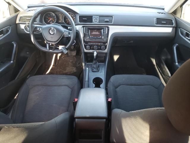2016 Volkswagen Passat S