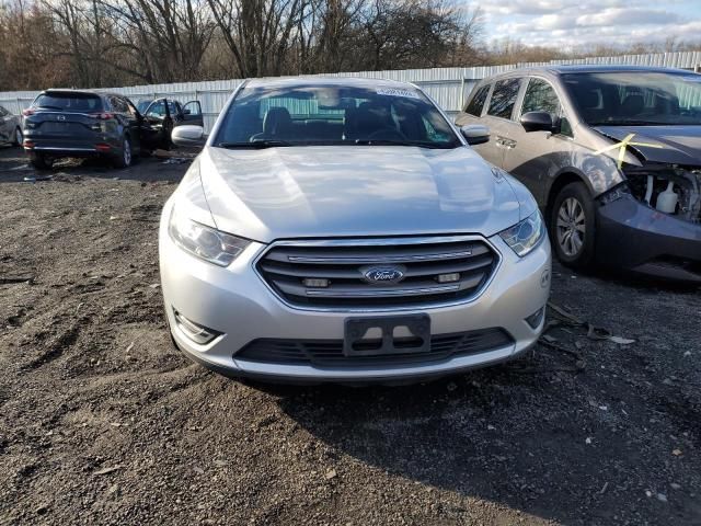 2016 Ford Taurus SEL