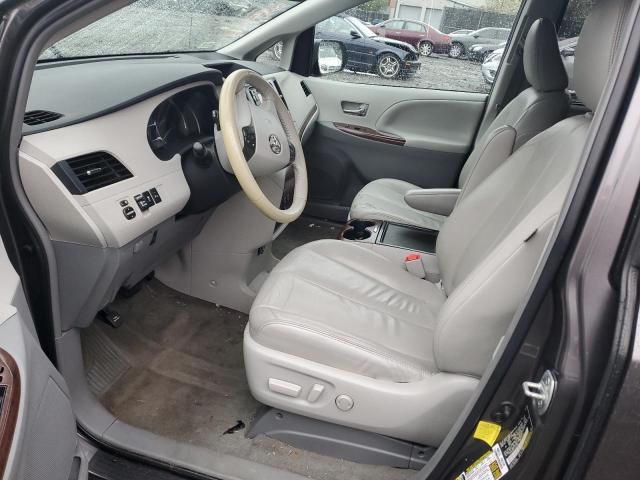 2012 Toyota Sienna XLE