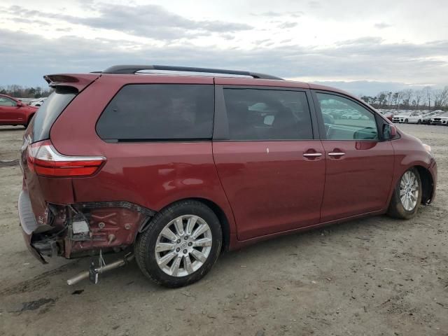 2015 Toyota Sienna XLE