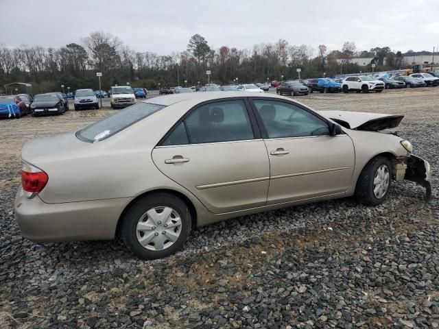 2005 Toyota Camry LE