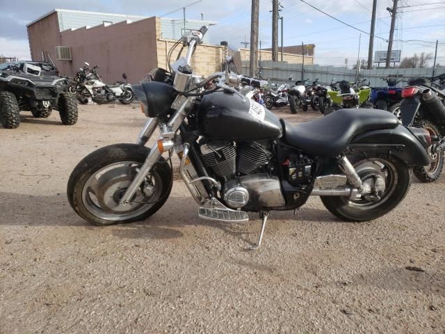 2003 Honda VT1100 C2