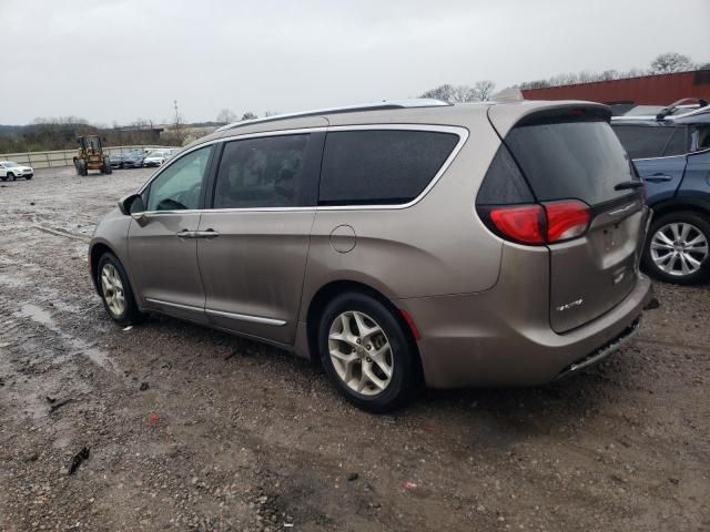 2017 Chrysler Pacifica Touring L Plus