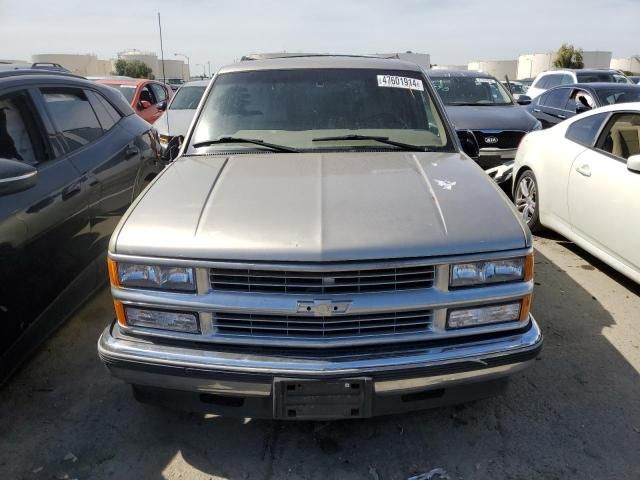 1999 Chevrolet Suburban C1500