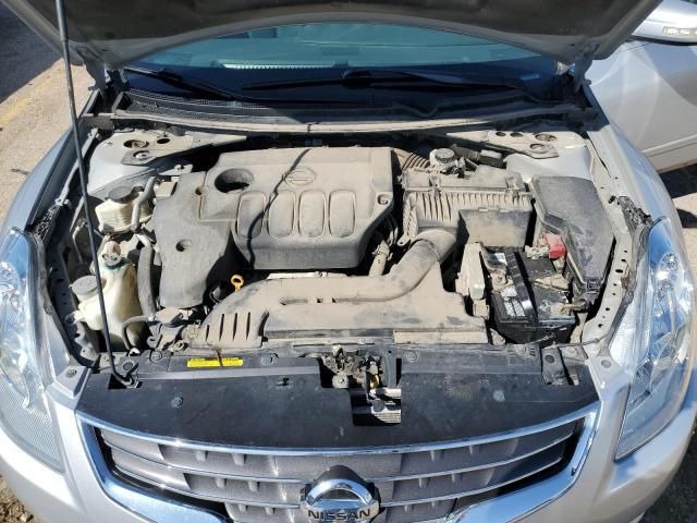 2010 Nissan Altima Base