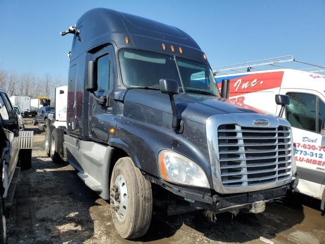 2018 Freightliner Cascadia 125