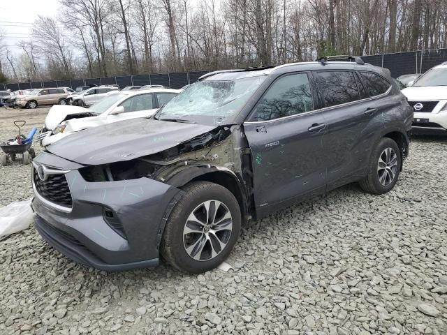 2020 Toyota Highlander Hybrid XLE