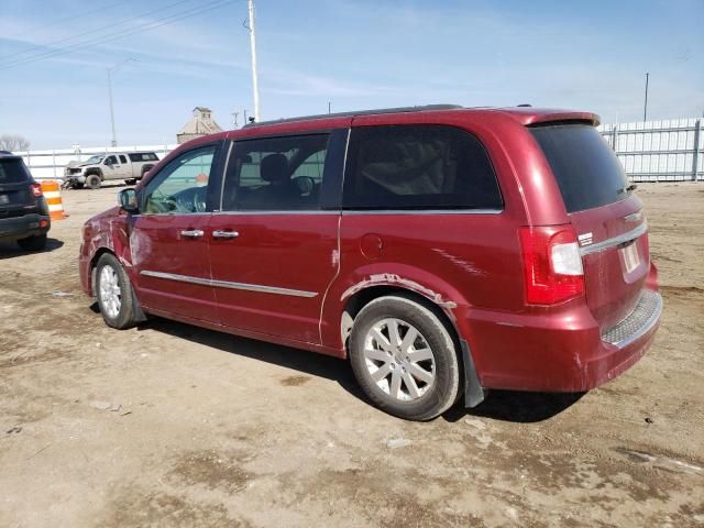 2012 Chrysler Town & Country Touring L