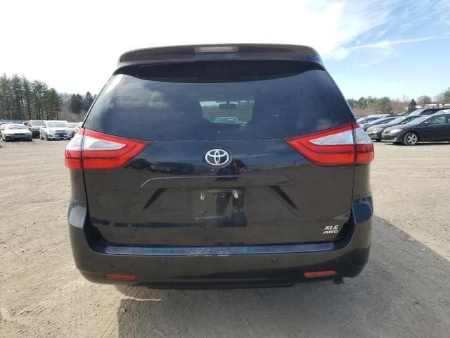 2016 Toyota Sienna XLE