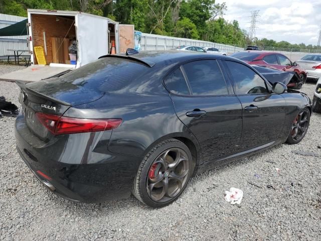 2017 Alfa Romeo Giulia TI