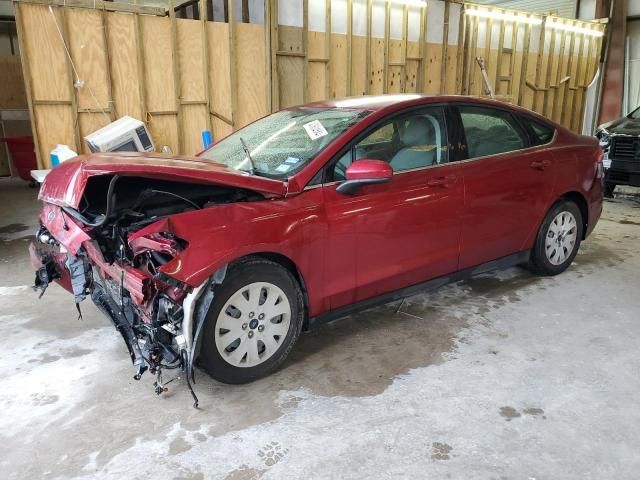 2013 Ford Fusion S