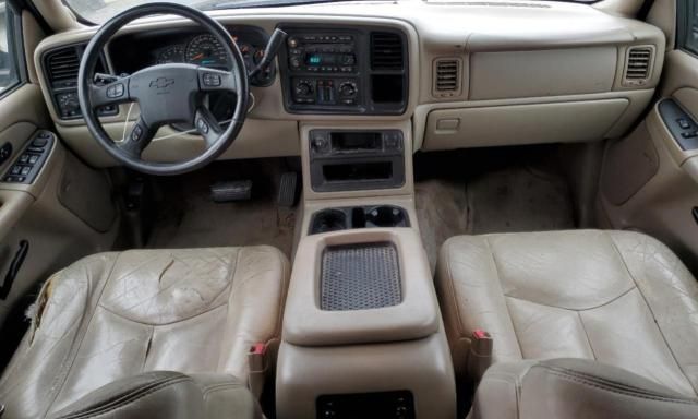 2004 Chevrolet Suburban C1500