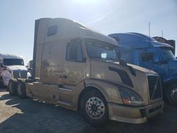 Salvage trucks for sale at Dyer, IN auction: 2014 Volvo VN VNL