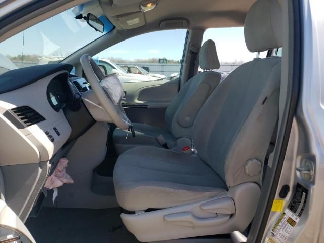 2012 Toyota Sienna