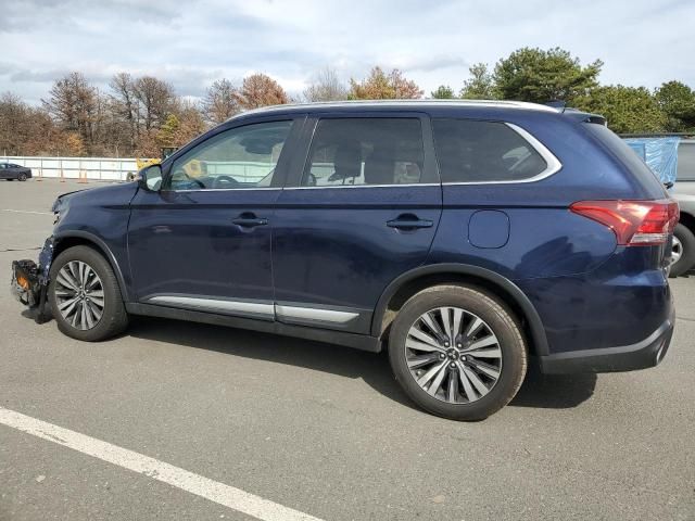 2020 Mitsubishi Outlander SE