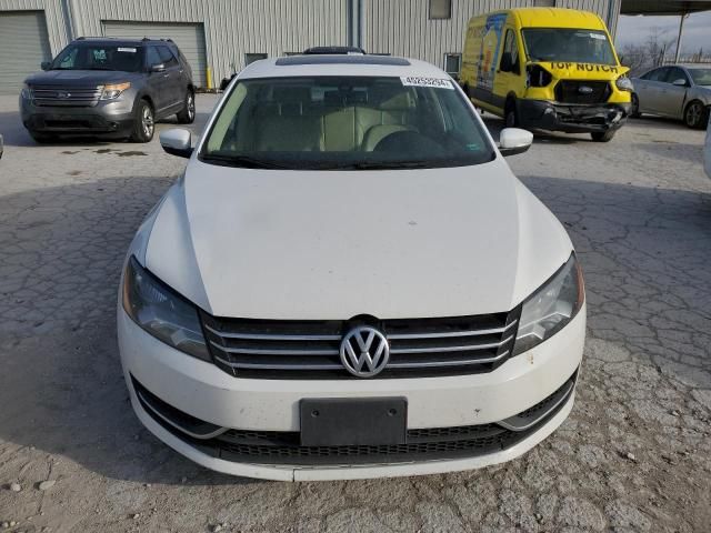 2013 Volkswagen Passat SE