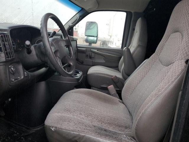 2005 Chevrolet Express G2500