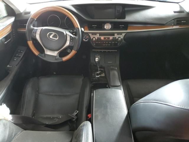 2015 Lexus ES 300H