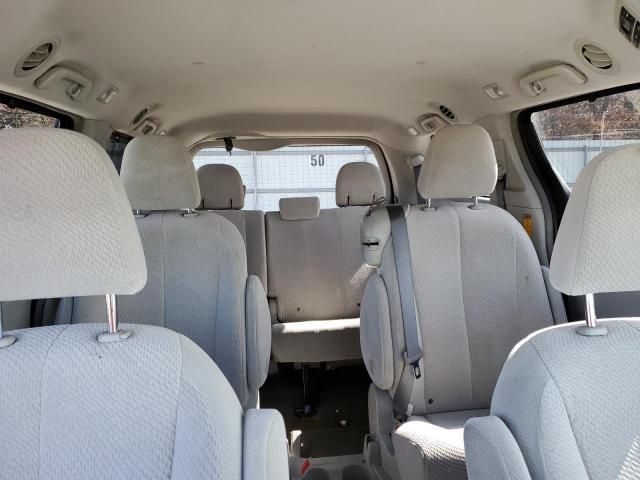 2014 Toyota Sienna LE