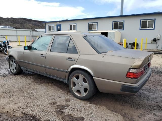 1989 Mercedes-Benz 260 E