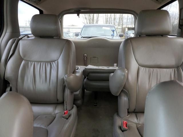 2005 Toyota Sienna CE