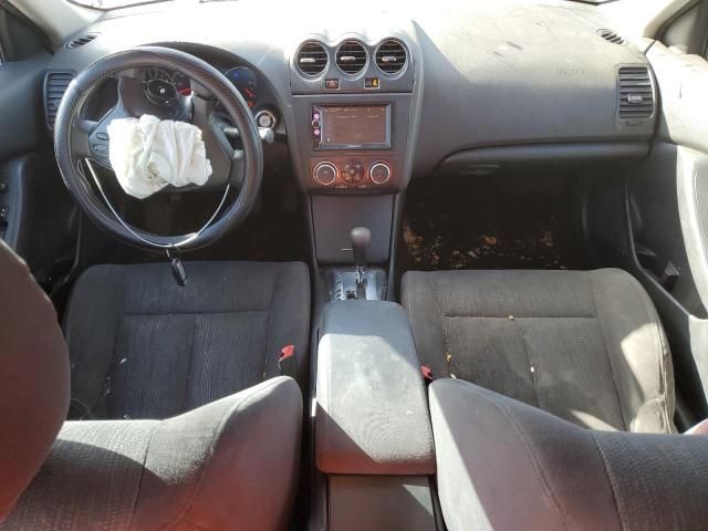 2010 Nissan Altima Base