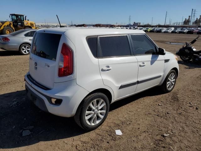 2013 KIA Soul +