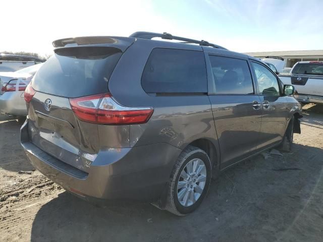 2015 Toyota Sienna XLE