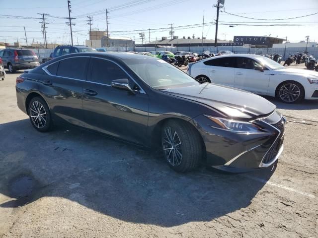 2022 Lexus ES 300H Base