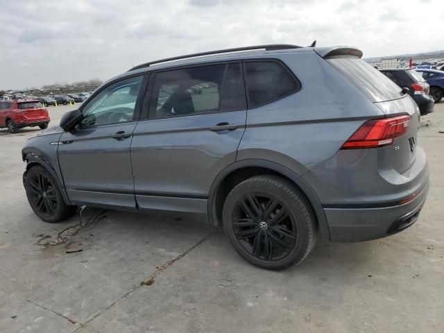 2022 Volkswagen Tiguan SE R-LINE Black