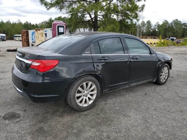 2013 Chrysler 200 Touring