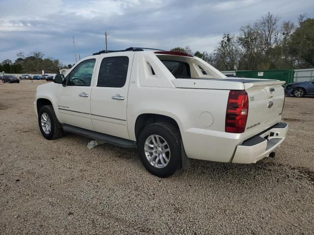 2011 Chevrolet Avalanche LTZ