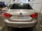 2015 Volkswagen Passat SE