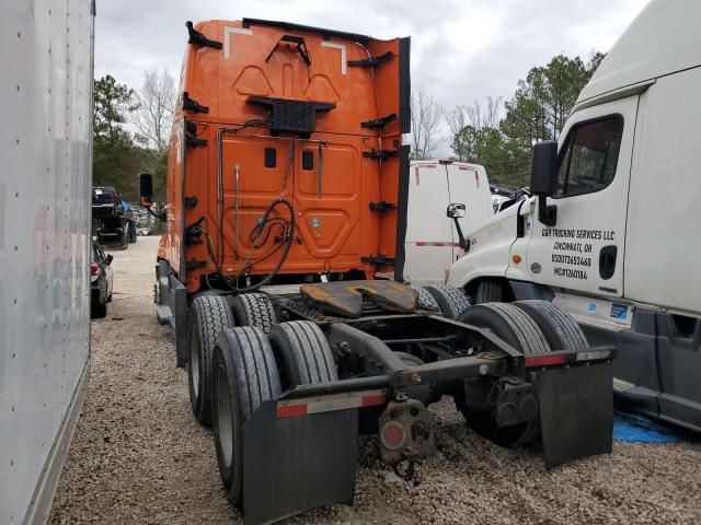 2014 Freightliner Cascadia 125