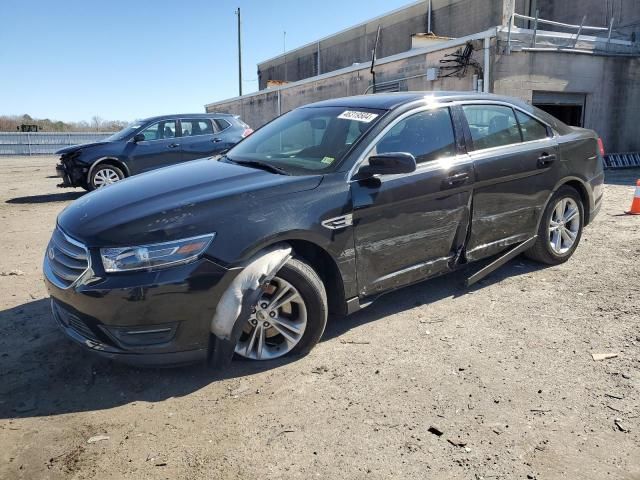 2015 Ford Taurus SEL