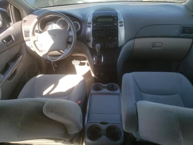 2007 Toyota Sienna CE