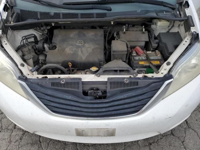 2011 Toyota Sienna LE