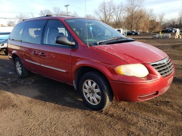 2006 Chrysler Town & Country Touring